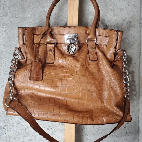 🌸SOLD🌸Michael Kors Large Bag - Picture 2 of 5